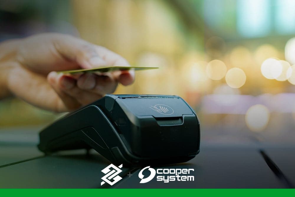 Como a Coopersystem apoiou a criação do BB Voz, tecnologia pioneira de inclusão financeira para pessoas com deficiência visual