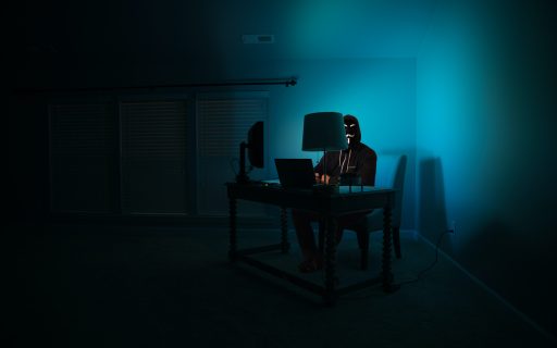 Crime digital: o que é e como se proteger